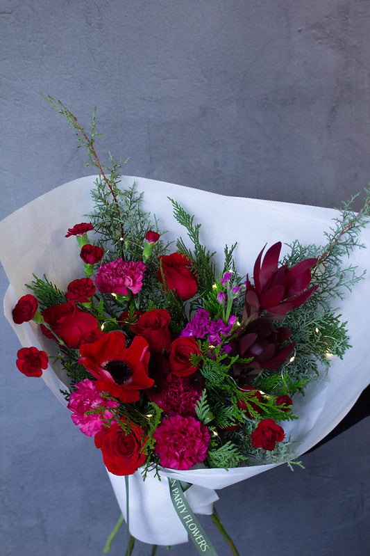 Classic Holiday Bouquet