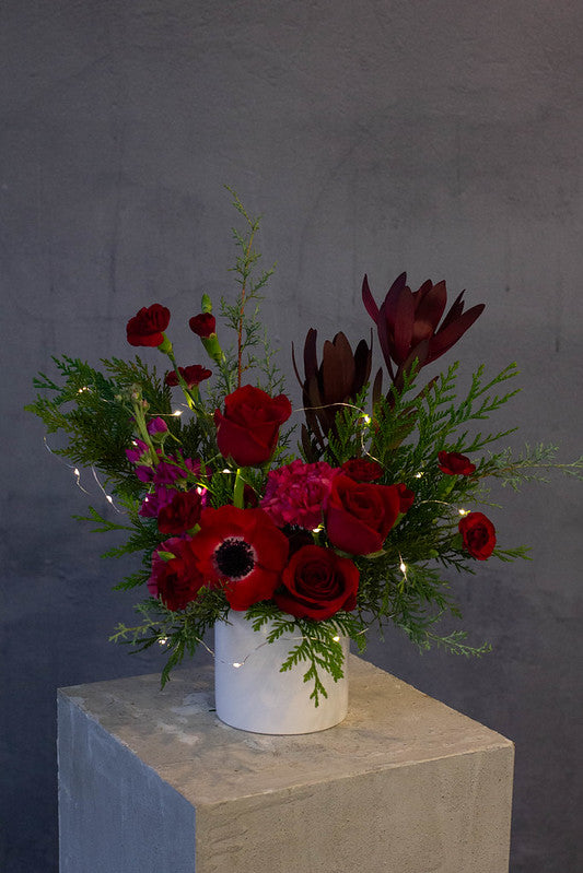 Classic Holiday Arrangement