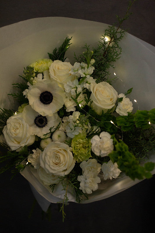 Serene Holiday Bouquet