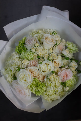 White Balance - Fresh Cut Flower Bouquet
