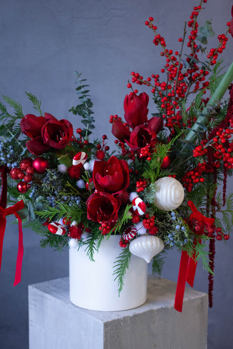 Holiday Entryway Arrangement